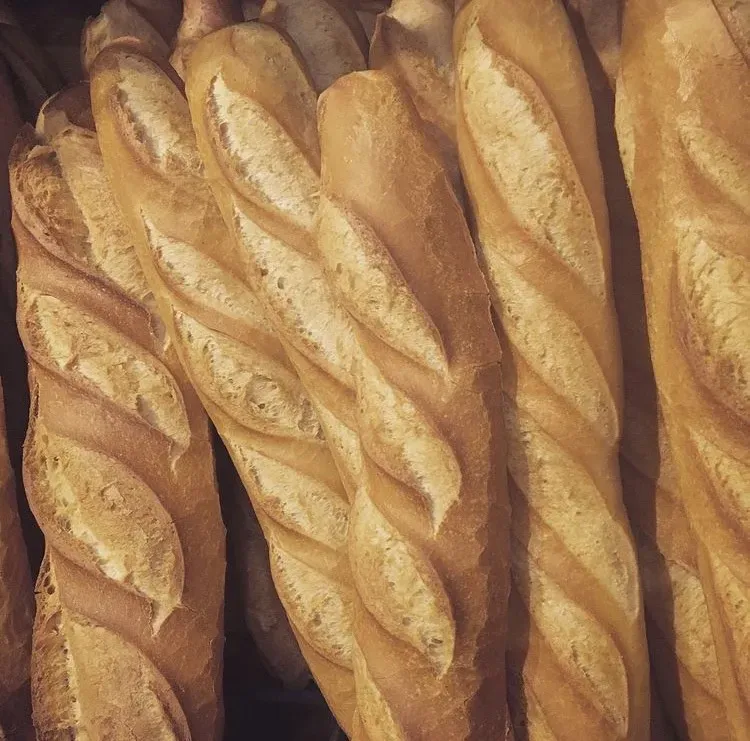 pain frais à Simorre